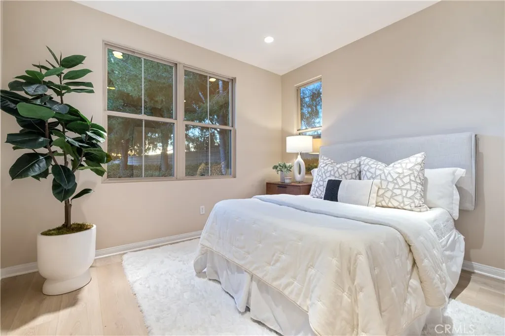 21 Deergrass, Irvine, California 92618 home-pic-11