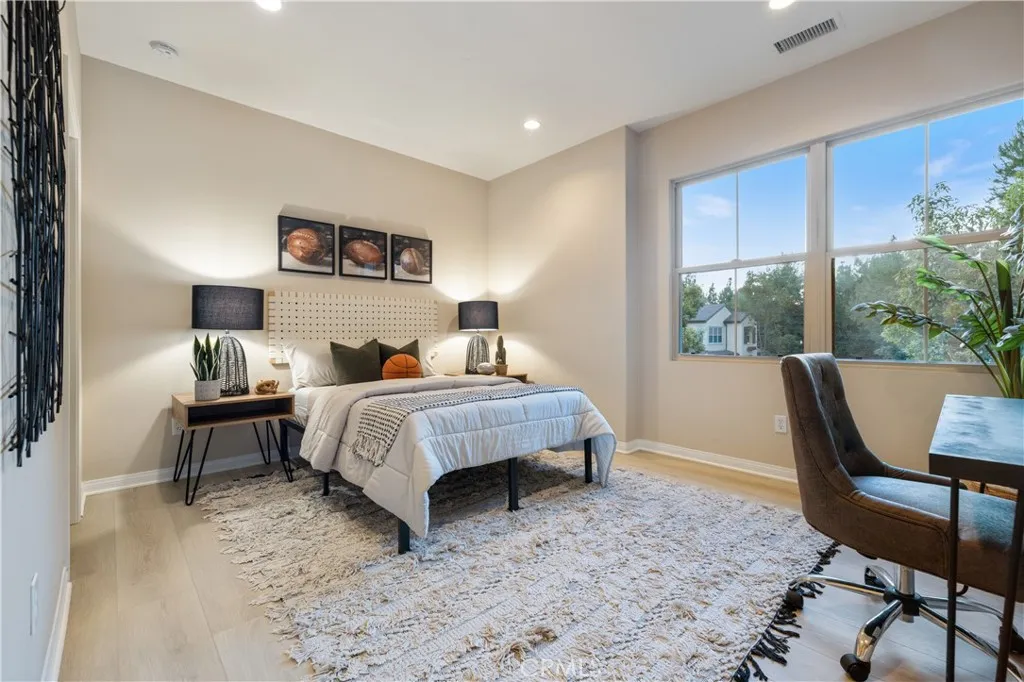 21 Deergrass, Irvine, California 92618 home-pic-13