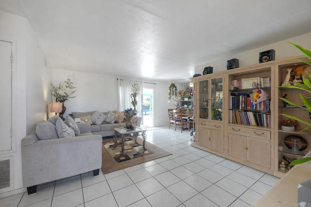 4123 Jonathon St, Oceanside, California 92056 home-pic-8