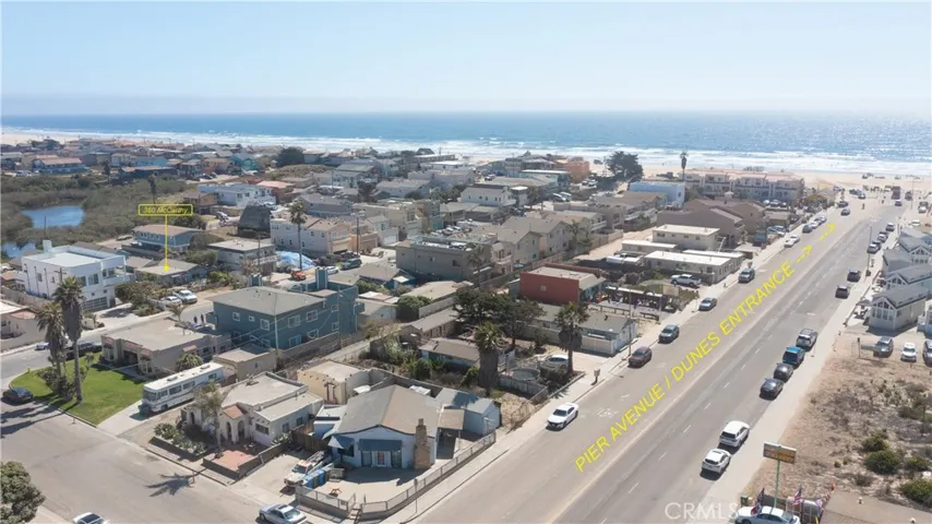 Community Photo Pier Ave and Juanita West