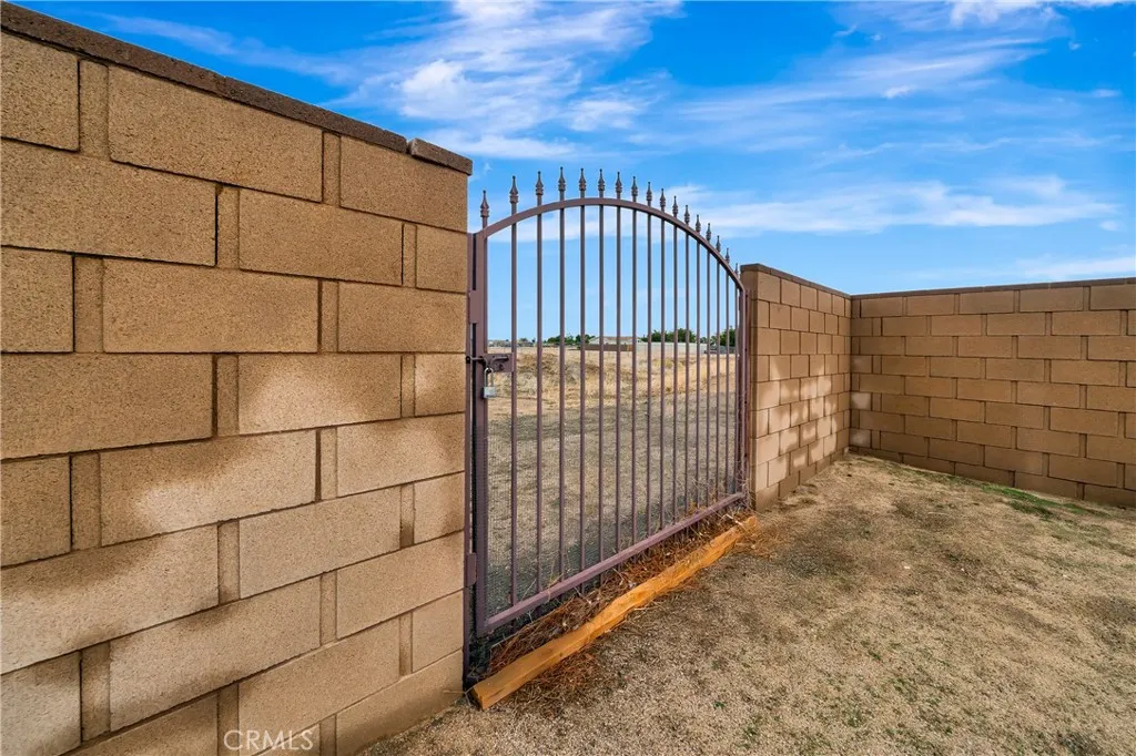 8347 W Avenue D10, Lancaster, California 93536 home-pic-49