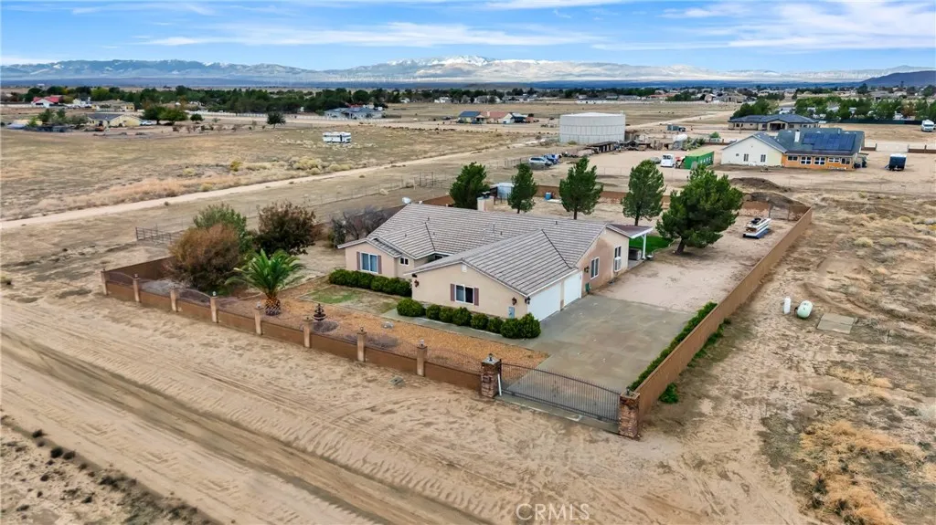 8347 W Avenue D10, Lancaster, California 93536 home-pic-61