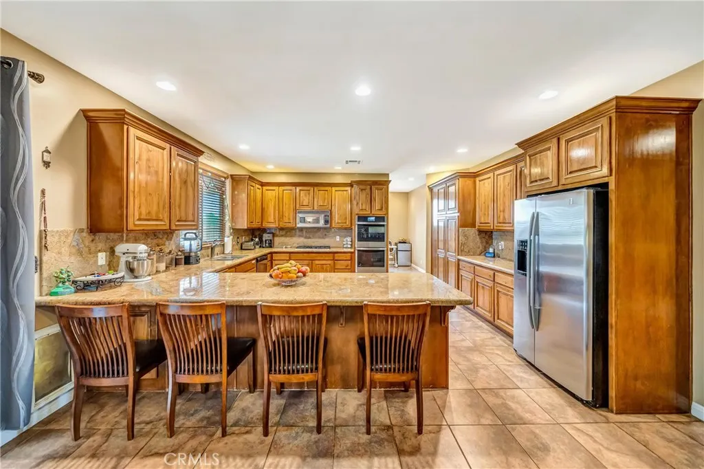 8347 W Avenue D10, Lancaster, California 93536 home-pic-13