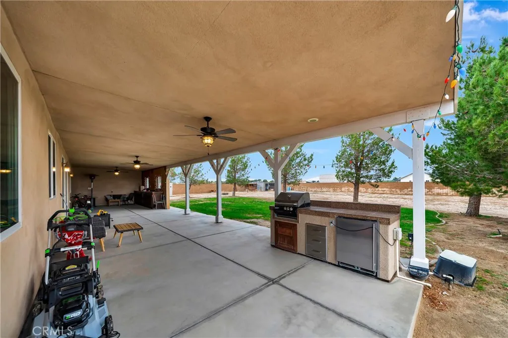 8347 W Avenue D10, Lancaster, California 93536 home-pic-44
