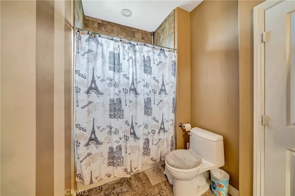 8347 W Avenue D10, Lancaster, California 93536 home-pic-38