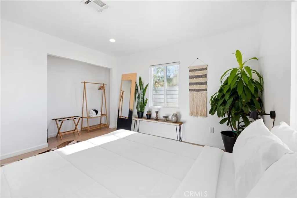 61879 Valley View Circle, Joshua Tree, California 92252 home-pic-11