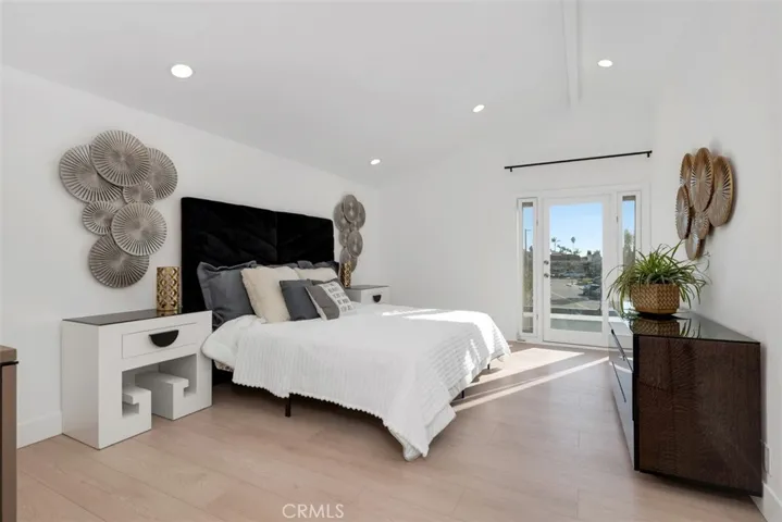 8167 Dartmoor Drive, Huntington Beach, California 92646