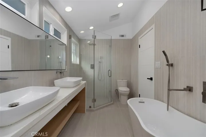 8167 Dartmoor Drive, Huntington Beach, California 92646