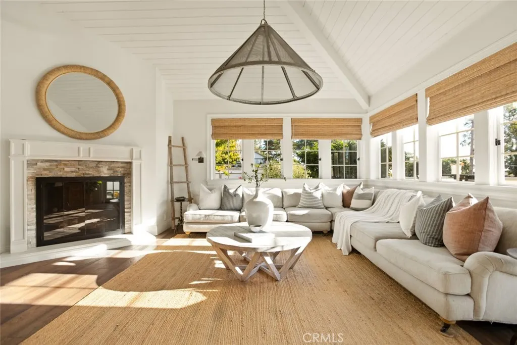326 Ruby, Laguna Beach, California 92651 home-pic-7