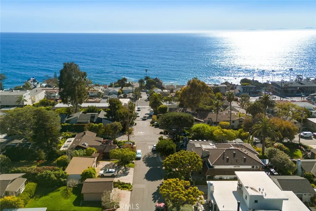 326 Ruby, Laguna Beach, California 92651 home-pic-1