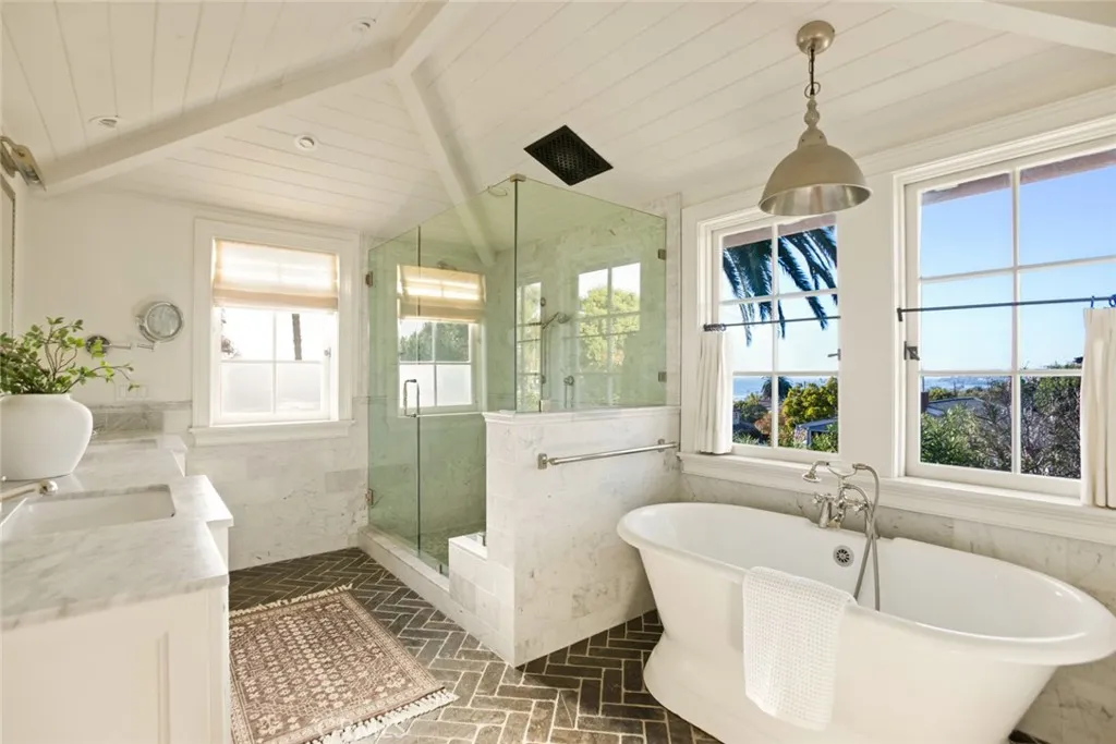 326 Ruby, Laguna Beach, California 92651 home-pic-30