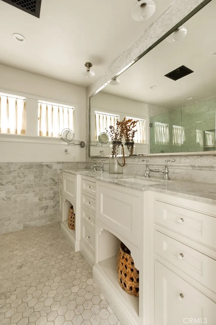 326 Ruby, Laguna Beach, California 92651 home-pic-40