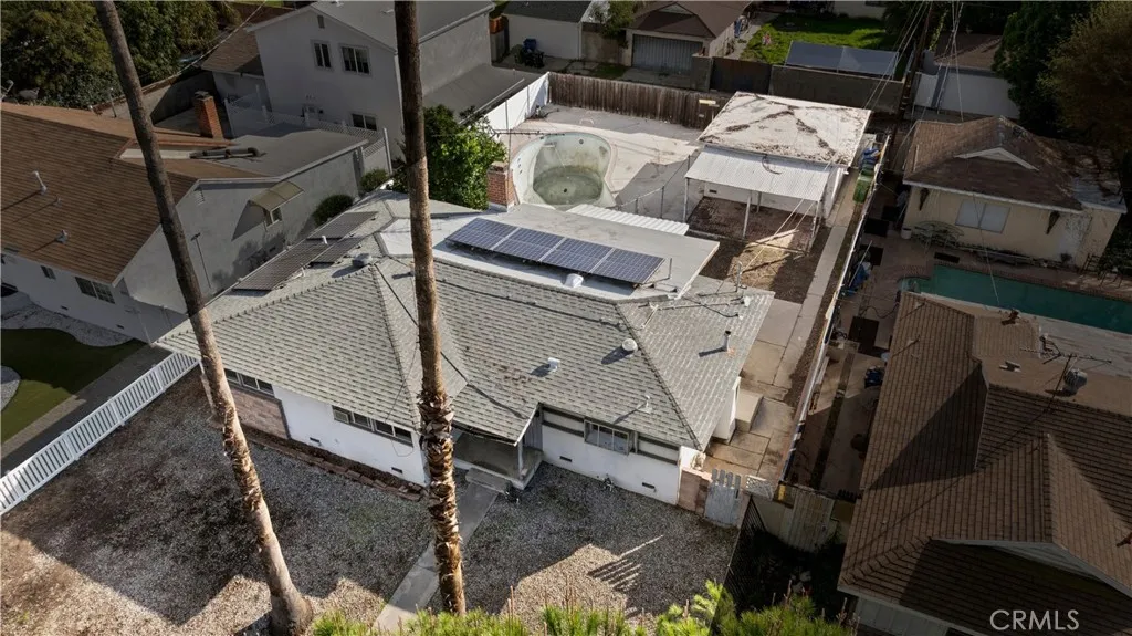 18928 Victory Boulevard, Tarzana, California 91335 home-pic-41