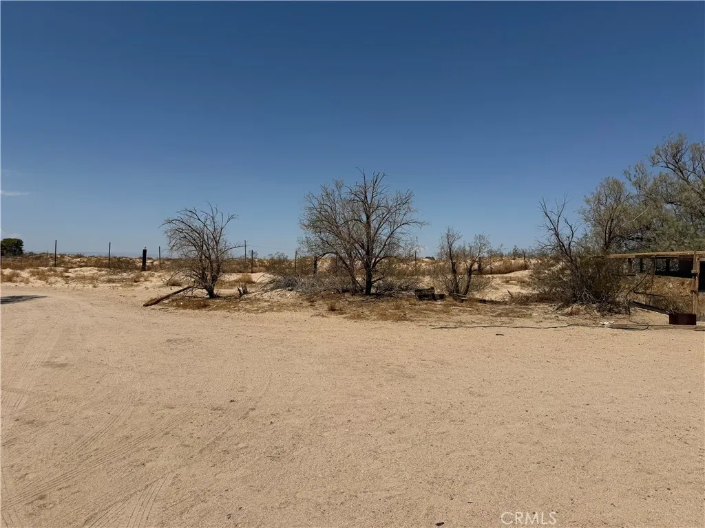 41455 Coventry, Newberry Springs, California 92365 home-pic-14