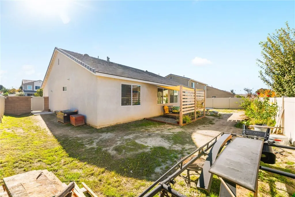 468 Bristolwood, Hemet, California 92543 home-pic-46
