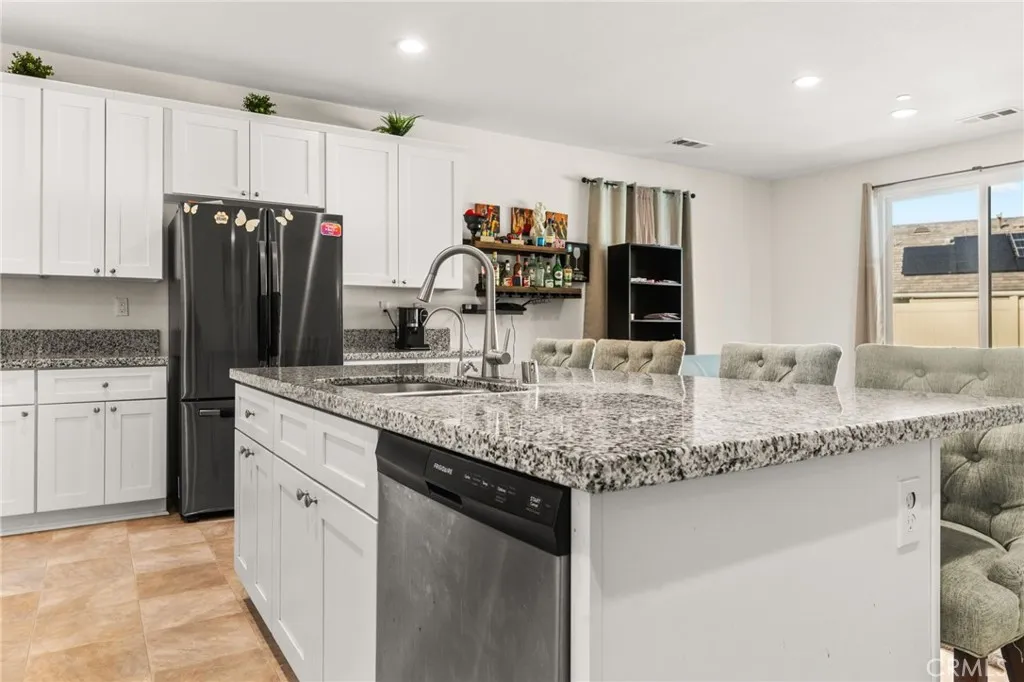 468 Bristolwood, Hemet, California 92543 home-pic-13