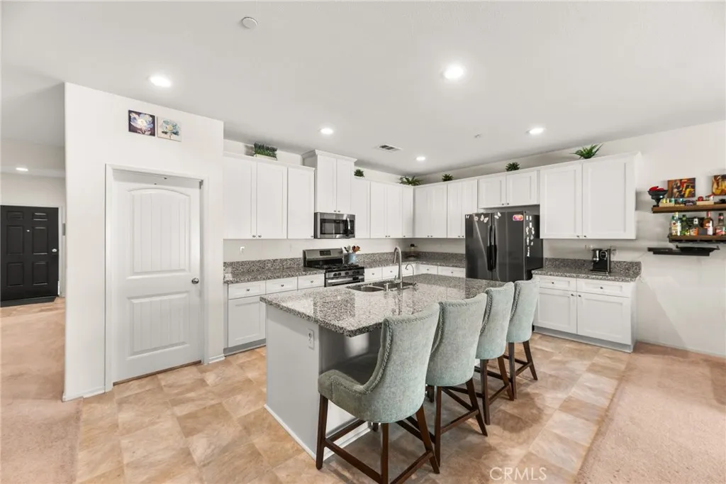 468 Bristolwood, Hemet, California 92543 home-pic-12