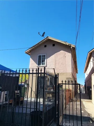 front view duplex 2 story