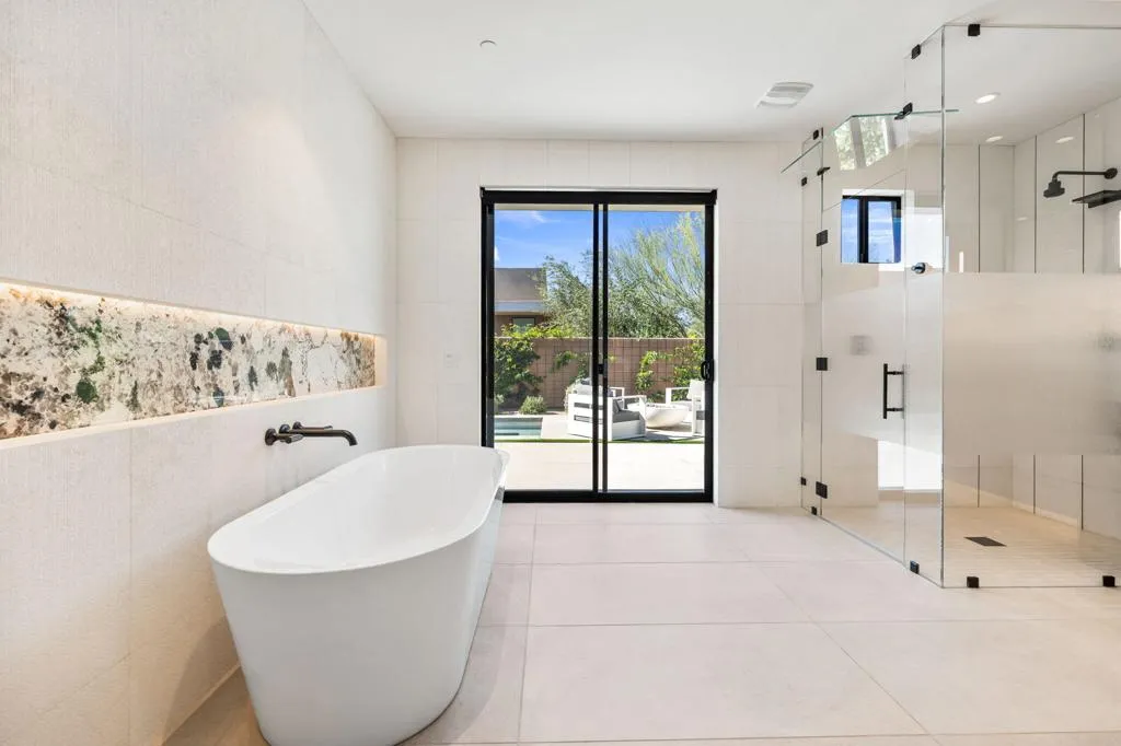 6 Garnet Court, Rancho Mirage, California 92270 home-pic-47