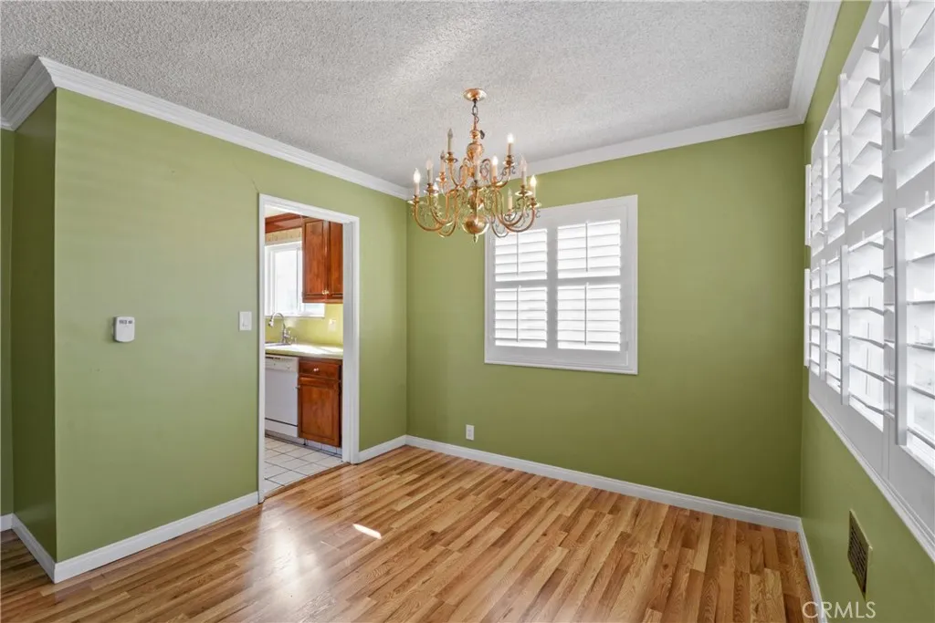 2202 W 153rd Street, Compton, California 90220 home-pic-8