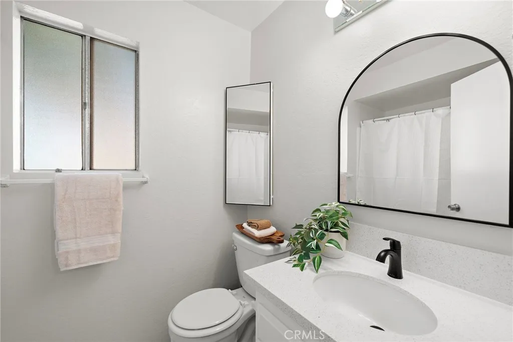 788 W Lambert 45, La Habra, California 90631 home-pic-17