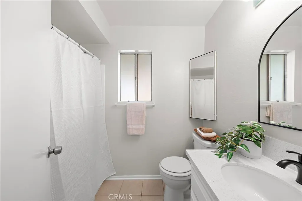788 W Lambert 45, La Habra, California 90631 home-pic-16