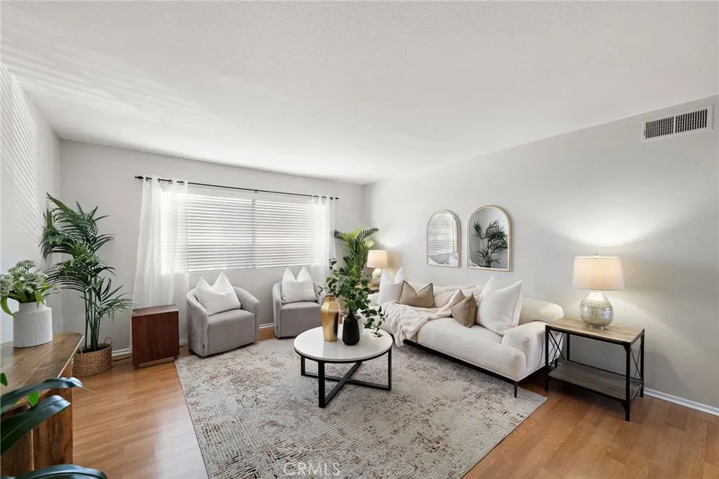 788 W Lambert 45, La Habra, California 90631 home-pic-1