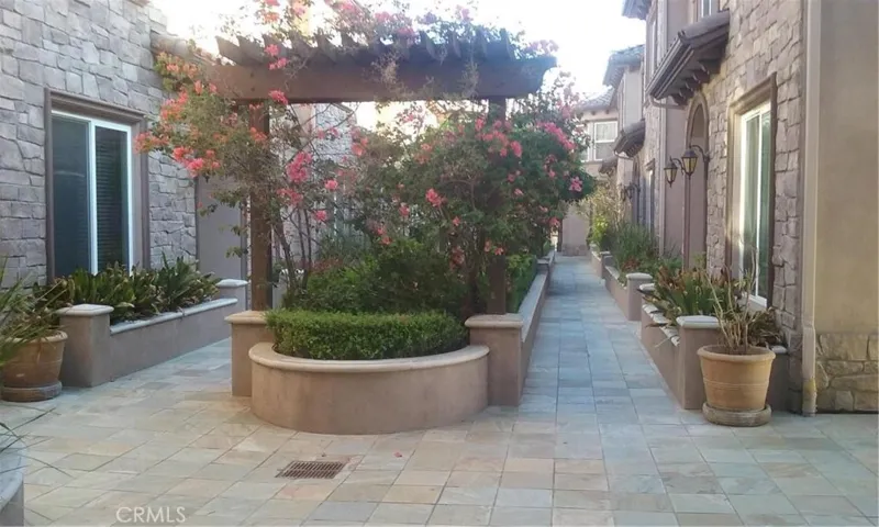 Common area to enter the Unit I