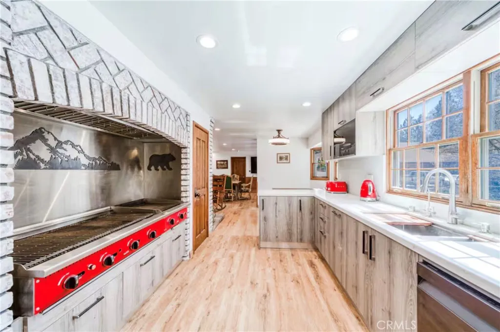 42725 Tannenbaum, Big Bear Lake, California 92315 home-pic-9