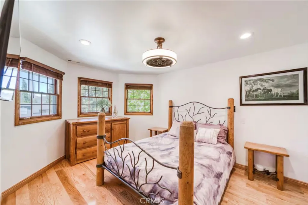 42725 Tannenbaum, Big Bear Lake, California 92315 home-pic-35