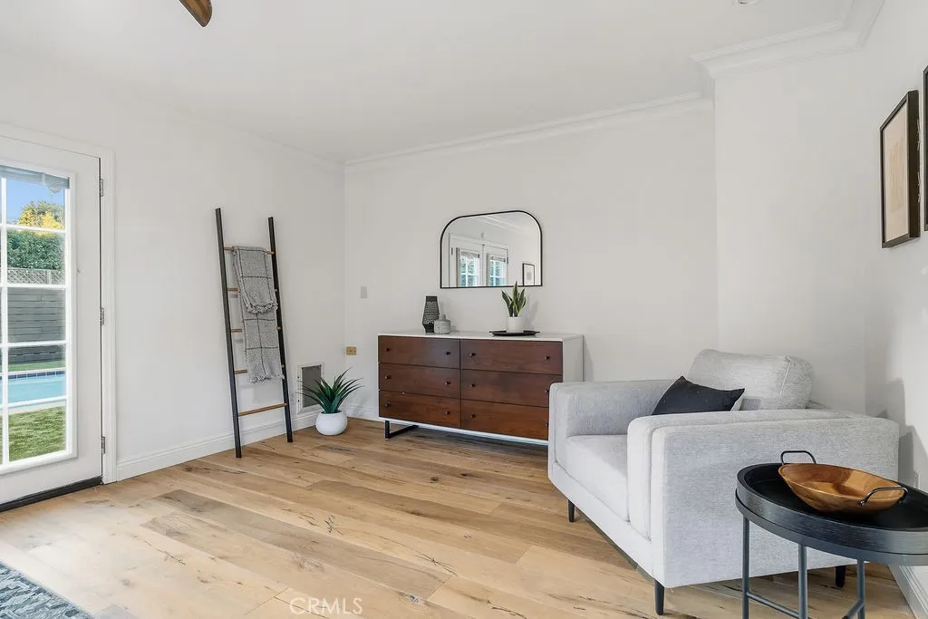 5725 Rhodes Avenue, Valley Village, California 91607 home-pic-34