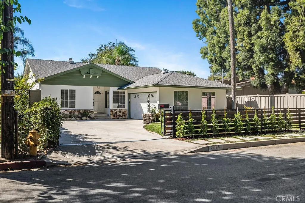 5725 Rhodes Avenue, Valley Village, California 91607 home-pic-0