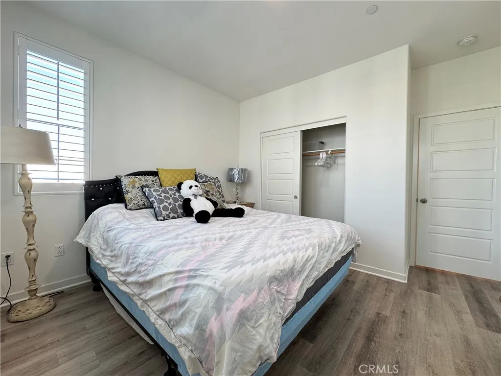 129 Cadence, Irvine, California 92618 home-pic-24