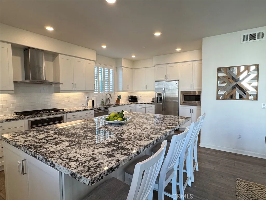 129 Cadence, Irvine, California 92618 home-pic-11