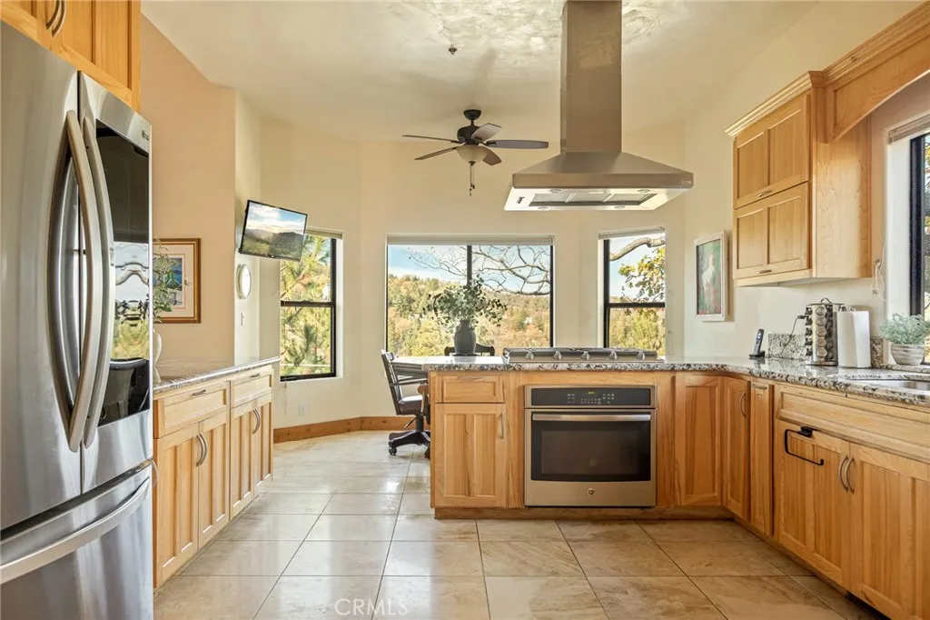 1305 Montreal, Lake Arrowhead, California 92352 home-pic-6