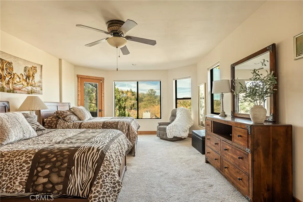 1305 Montreal, Lake Arrowhead, California 92352 home-pic-28