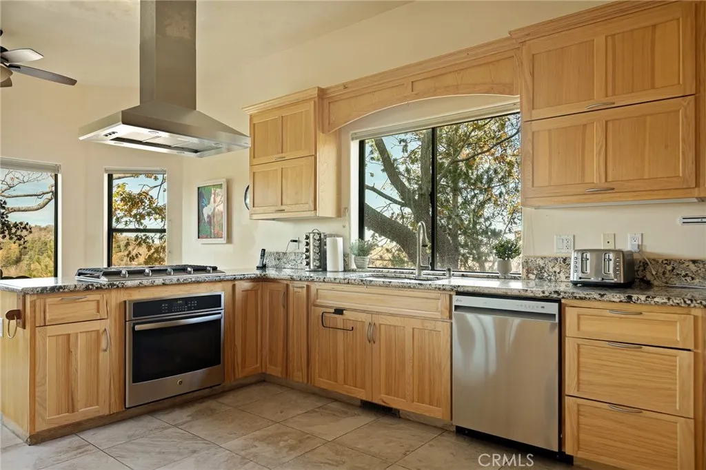 1305 Montreal, Lake Arrowhead, California 92352 home-pic-7