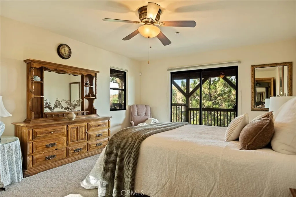 1305 Montreal, Lake Arrowhead, California 92352 home-pic-19