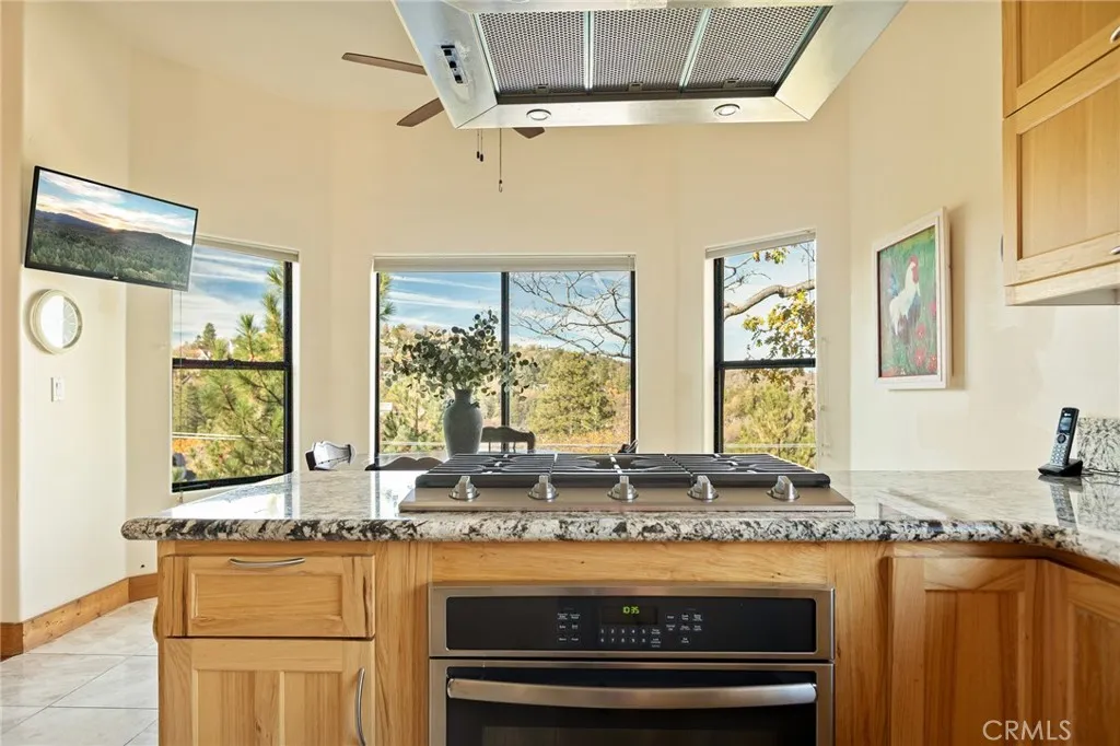 1305 Montreal, Lake Arrowhead, California 92352 home-pic-8