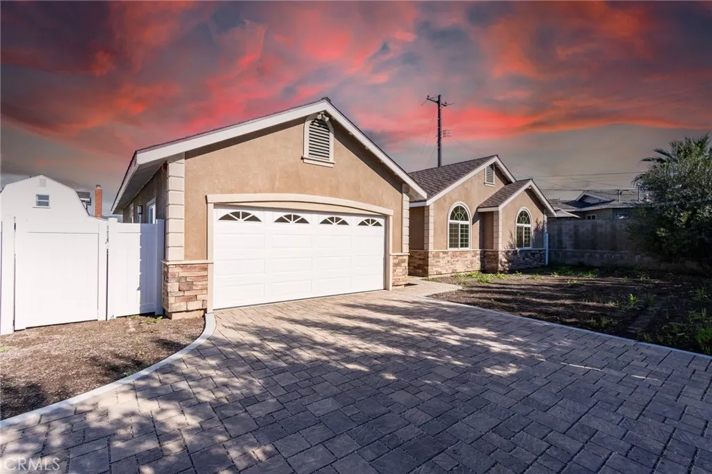 11128 Stamy Rd, Whittier, California 90604 home-pic-1
