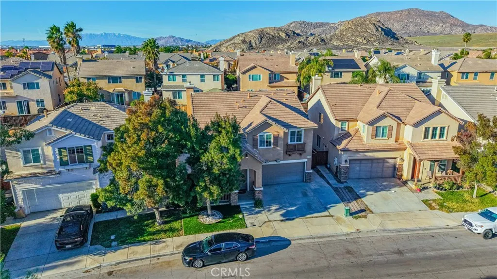 3902 Bluff, Perris, California 92571 home-pic-5
