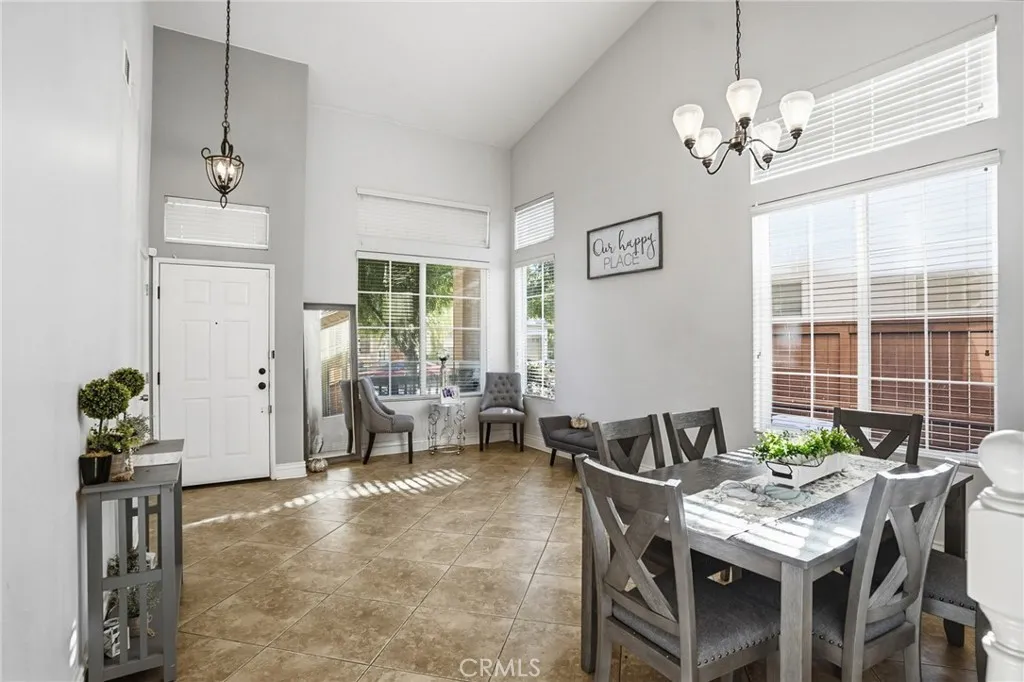 3902 Bluff, Perris, California 92571 home-pic-10