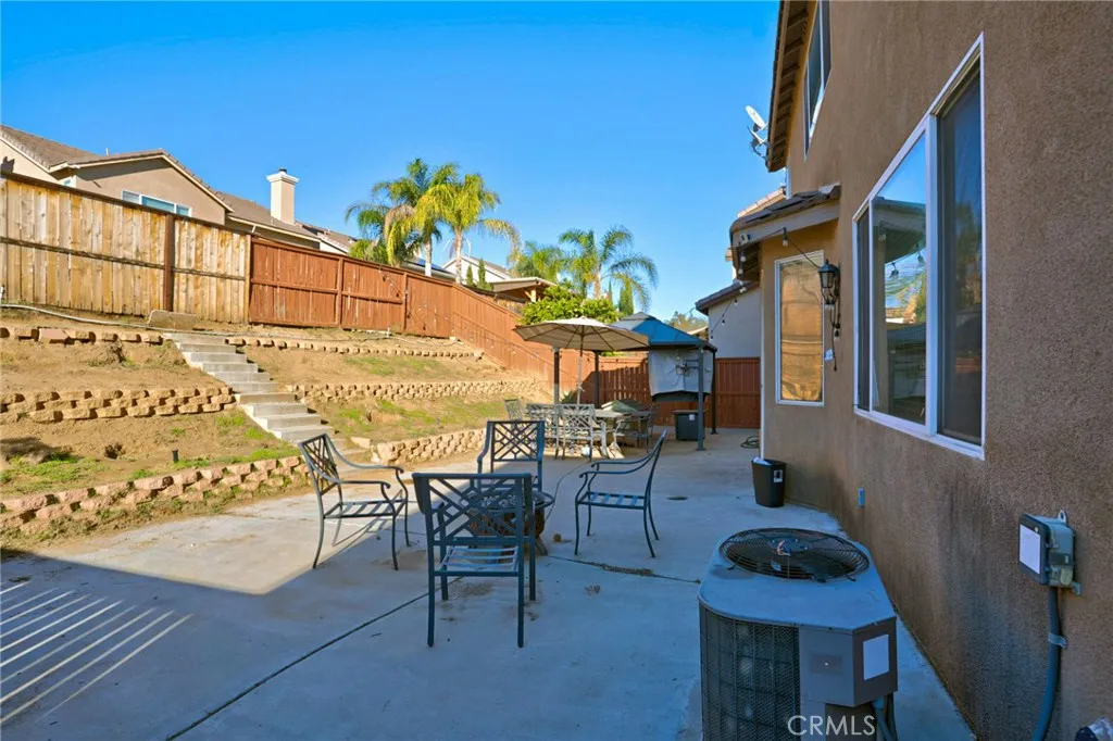 3902 Bluff, Perris, California 92571 home-pic-19