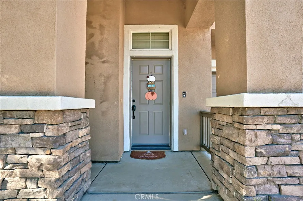 3902 Bluff, Perris, California 92571 home-pic-3