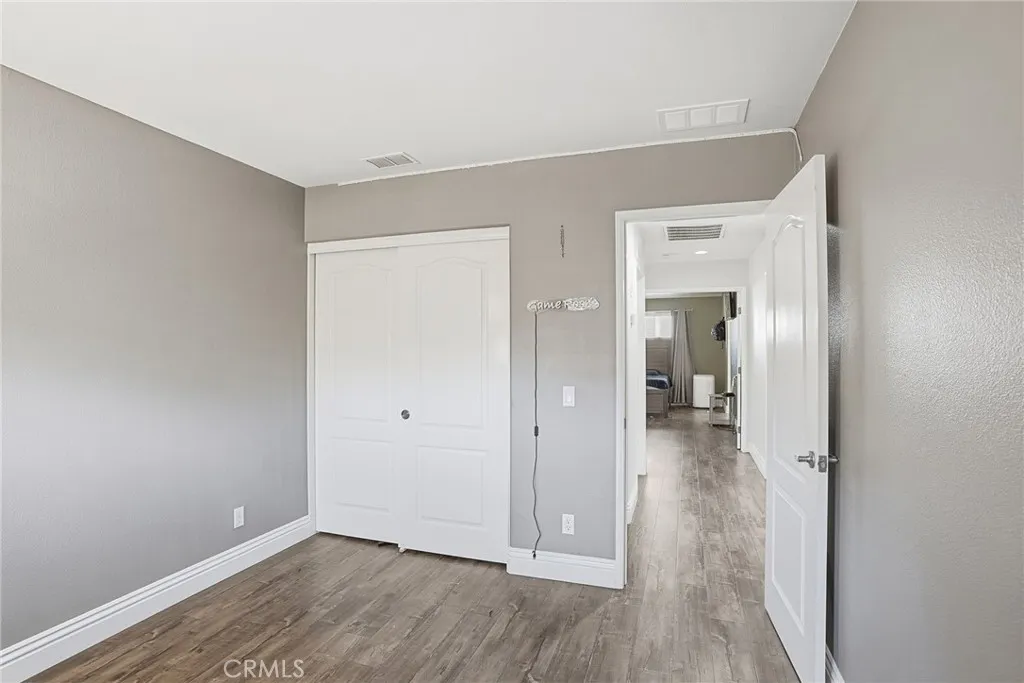 3902 Bluff, Perris, California 92571 home-pic-36