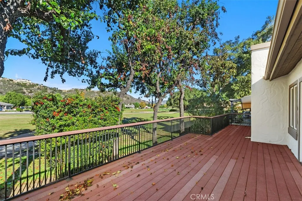 38285 Oaktree, Murrieta, California 92562 home-pic-33