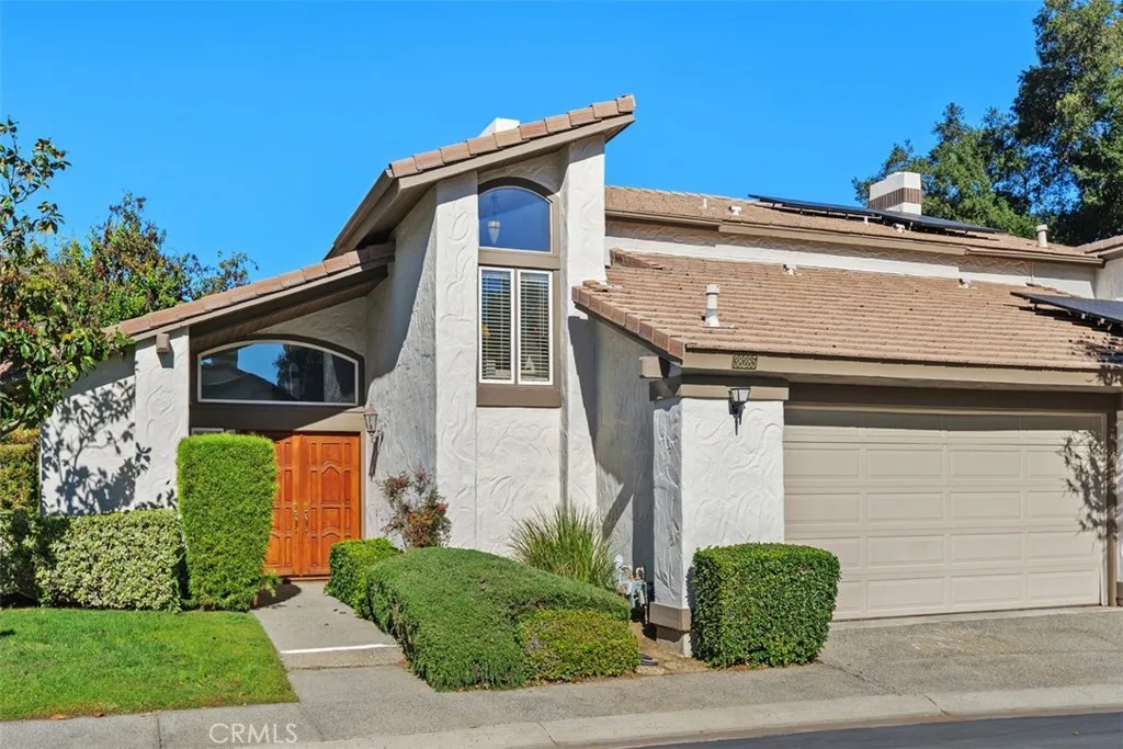 38285 Oaktree, Murrieta, California 92562 home-pic-2