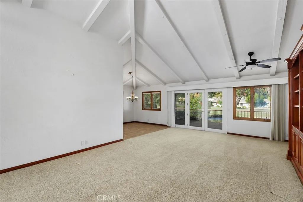 38285 Oaktree, Murrieta, California 92562 home-pic-7