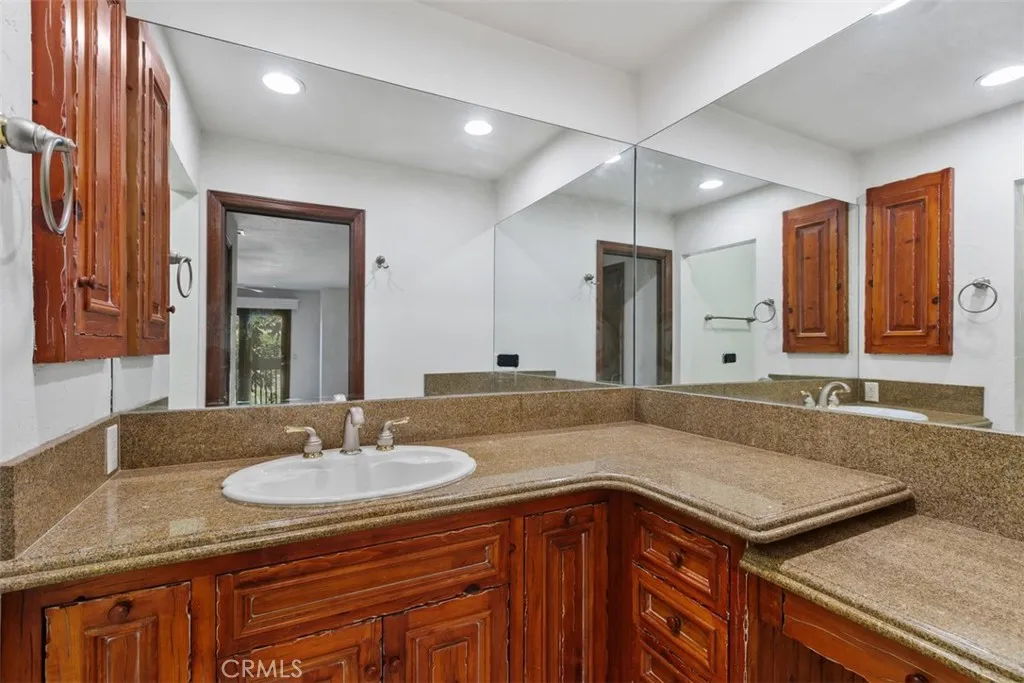 38285 Oaktree, Murrieta, California 92562 home-pic-29