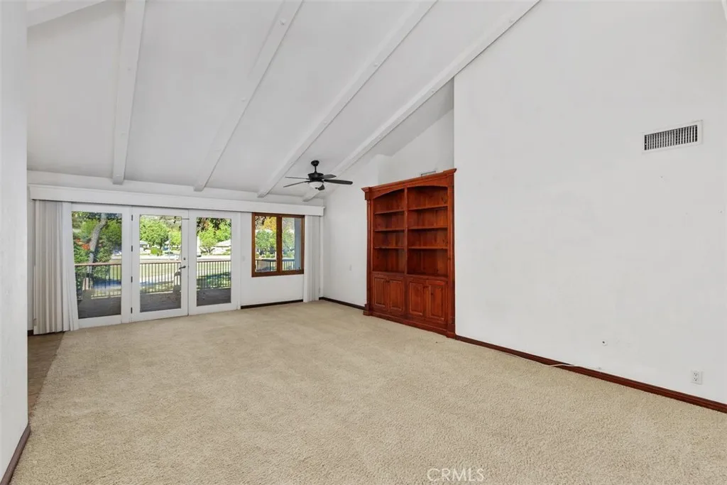 38285 Oaktree, Murrieta, California 92562 home-pic-8